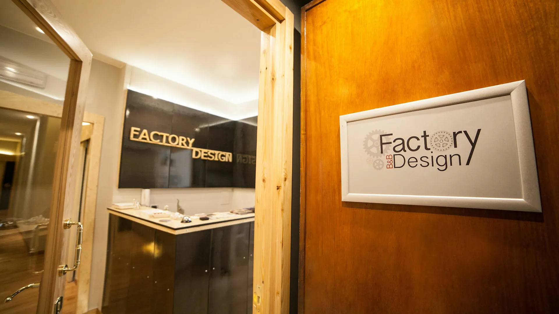 Bed and Breakfast Factory Design à Naples Couette-café